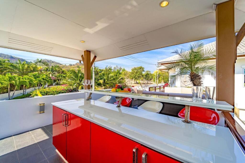 3 Bedroom Pool In Great Location Stv Hua Hin