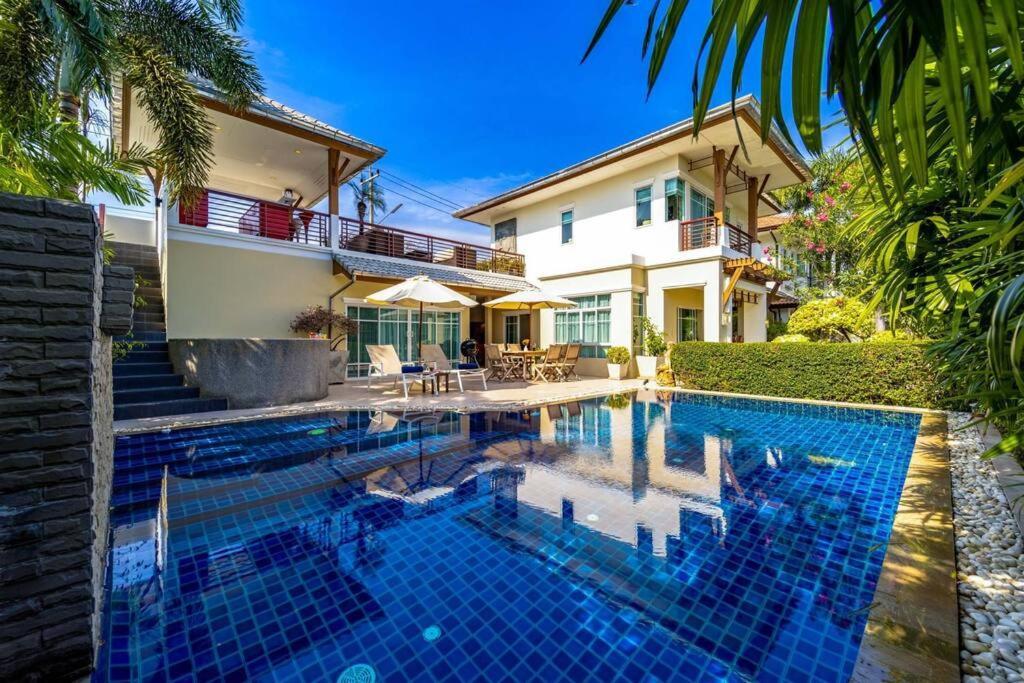 Villaer 3 Bedroom Pool In Great Location Stv