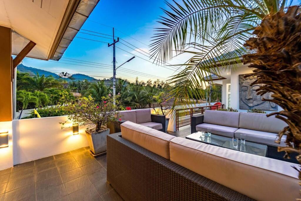 3 Bedroom Pool In Great Location Stv Villa HHQ